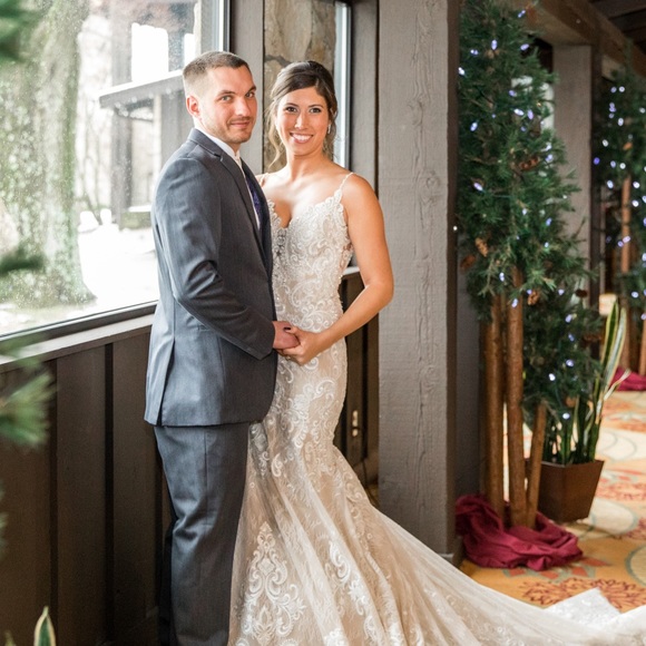 Meet your Posher, Sara - Picture 1 of 1